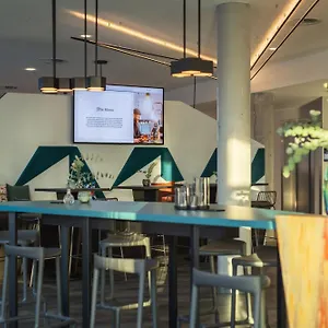 - The Niu, Flash Charlottenburg By Ihg Otel