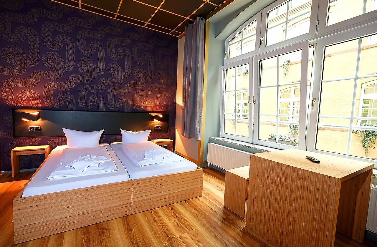 Singer109 Hostel, Hotel & Apartment Berlin